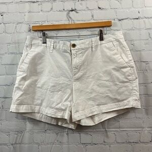 Old Navy White Everyday Shorts Plus Size Womens Size 14 Cotton/Spsndex Blend